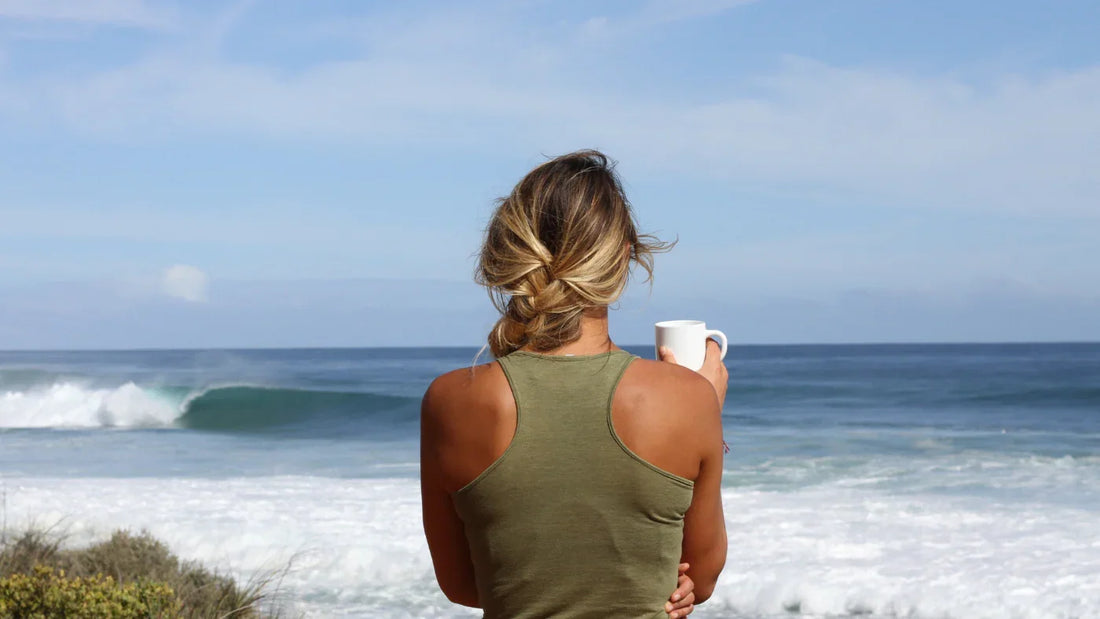 Nawadnianie latem: dlaczego warto pić wodę alkaliczną?